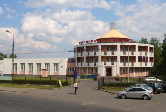 פטרוזבודסק Hotel Maski מראה חיצוני תמונה